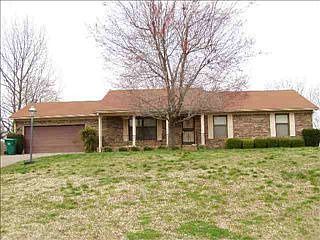 1st image of 160 Hillington Dr