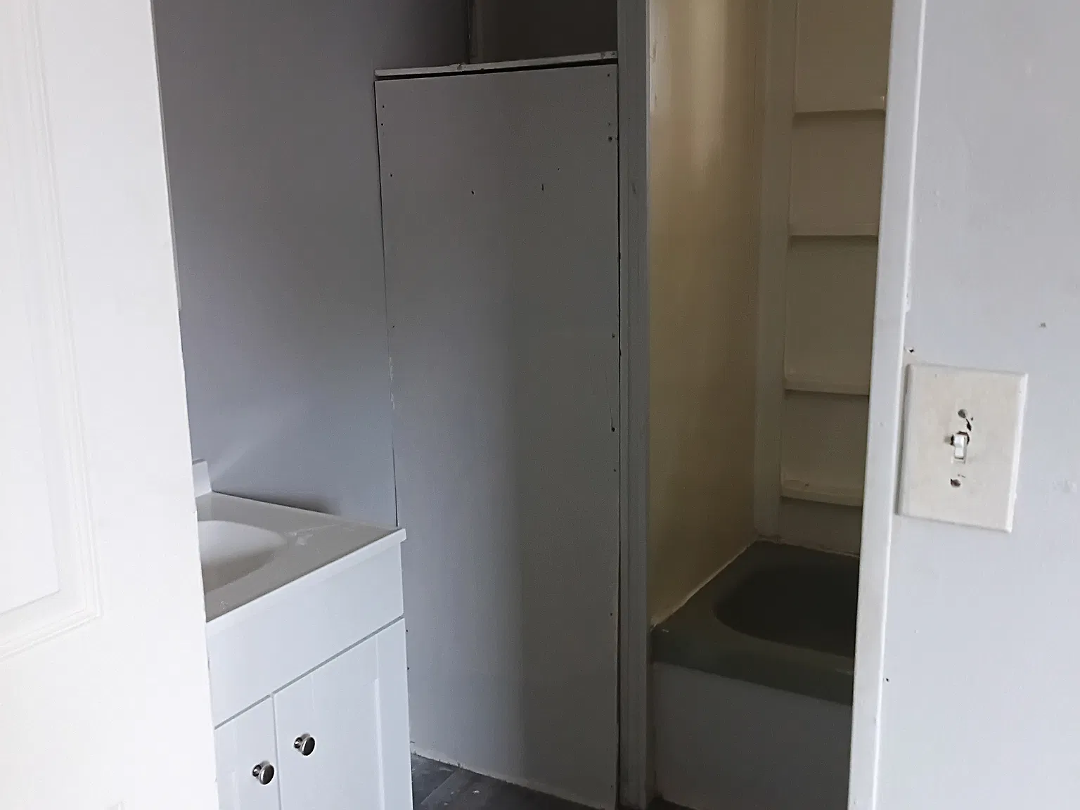 1 bed, 408 sqft, $600 — Photo 2