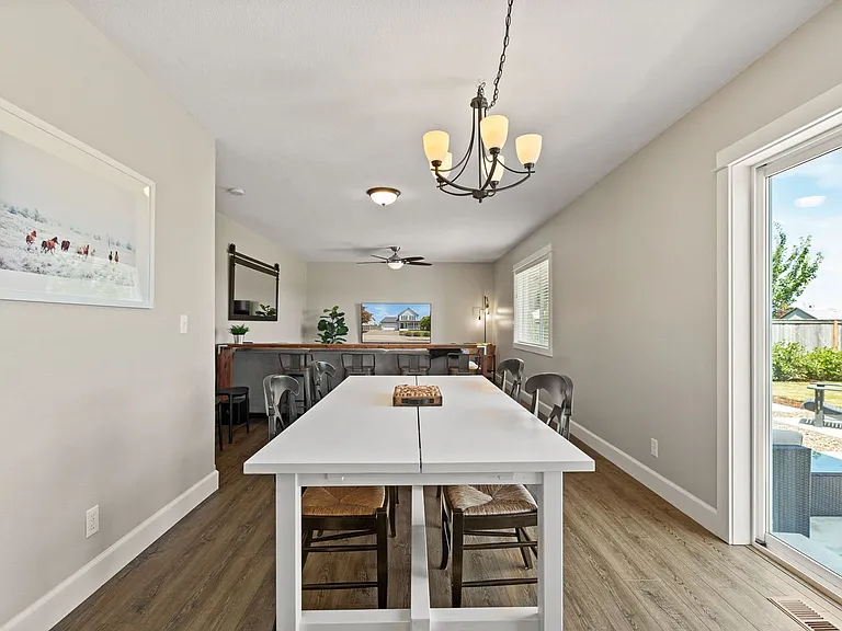 753 SE Boysen Ln — Photo 11