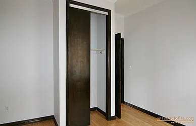 Rented by aptsandlofts.com