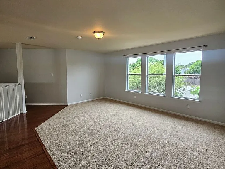 330 Canoe Dr — Photo 16
