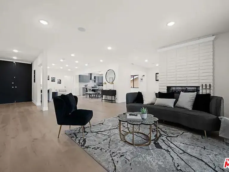2617 S Beverly Dr — Photo 6
