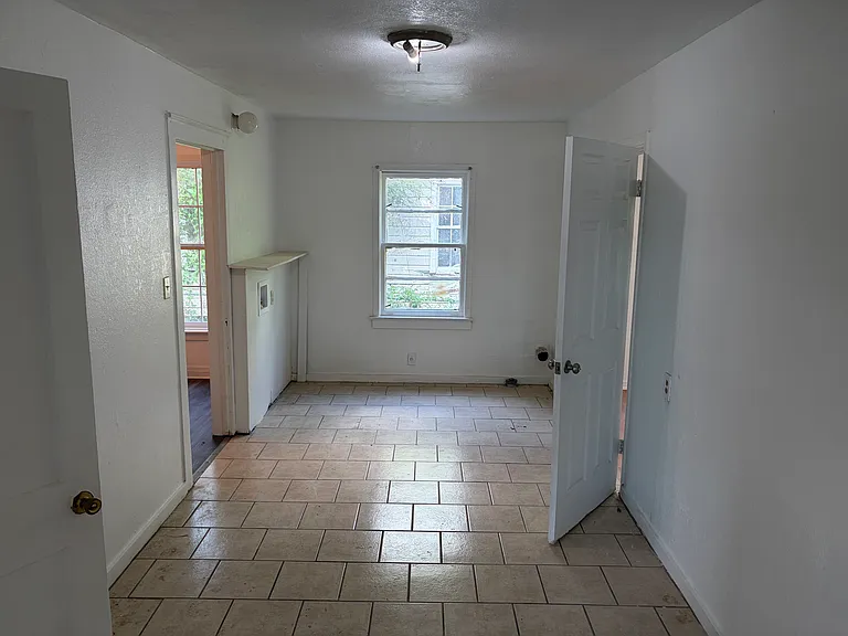 5337 Hearne Ave — Photo 14
