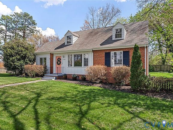 2nd image of 1315 Maywood Rd