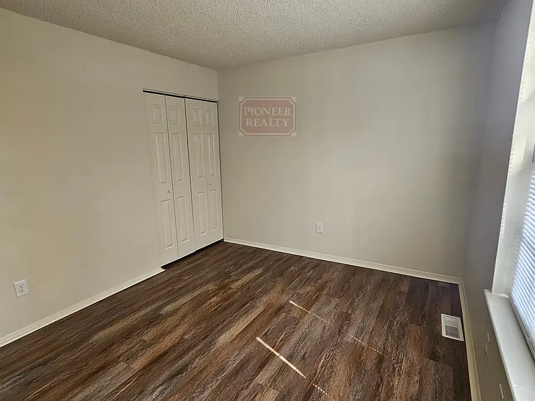 1919 Repp Ct — Photo 15
