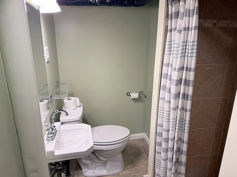 50 Redfern Dr — Photo 20