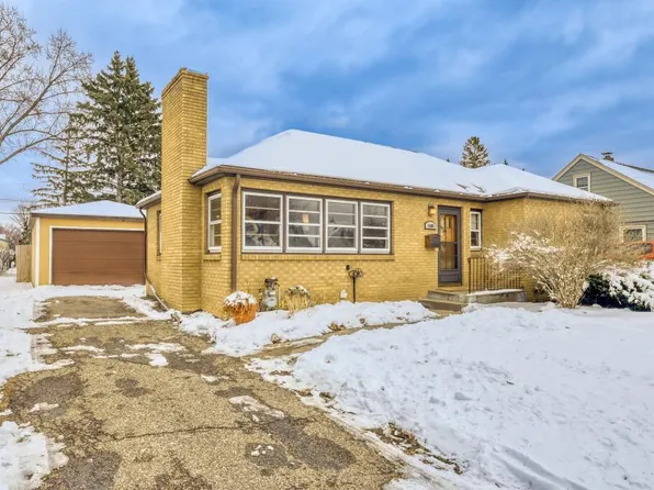 1406 Schletti St, Saint Paul, MN 55117