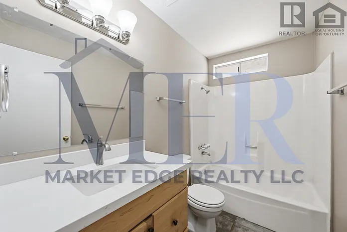 5648 W Mountain View Rd — Photo 13