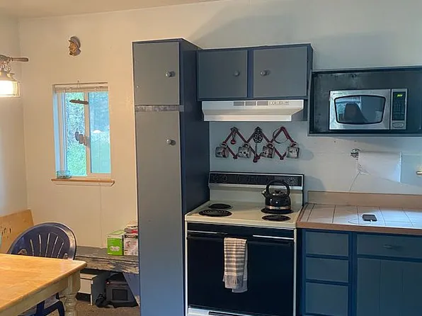 51470 Dog Fish Ave, Kenai, AK 99611