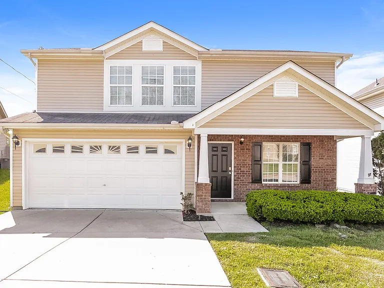8813 Cressent Glen Ct — Photo 1