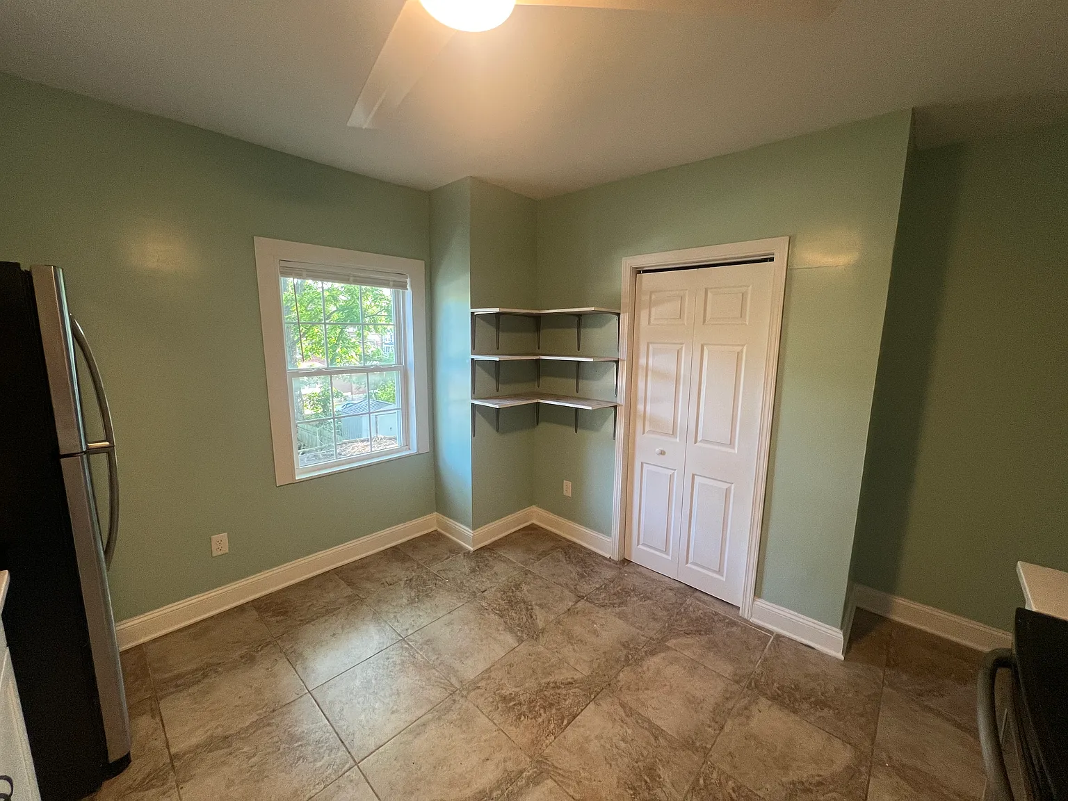 1 bed, 500 sqft, $875 — Photo 3