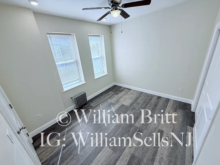 64-66 Sherman Pl #27 — Photo 8