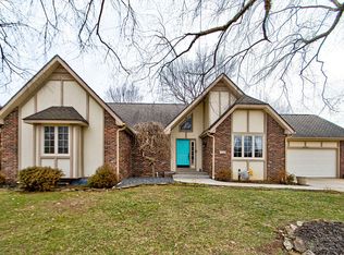 3130 S Chambery Ave, Springfield, MO 65804