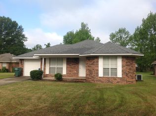 1135 Crosspoint Rd, Conway, AR 72034