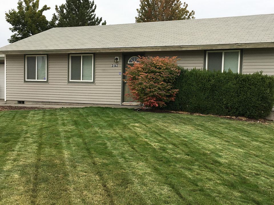 1st image of 3142 Lupine St