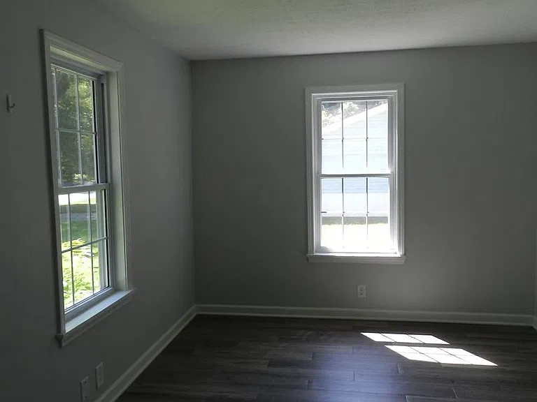 204 Dyer St — Photo 11