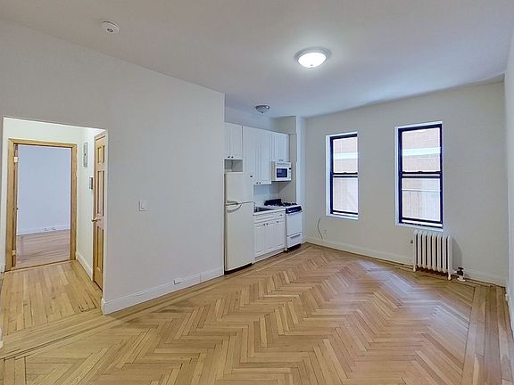 2nd image of 214 W 96th St APT 5B