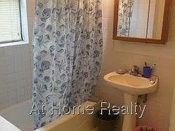 1 bed, 1.0 bath, $2,300 — Photo 3