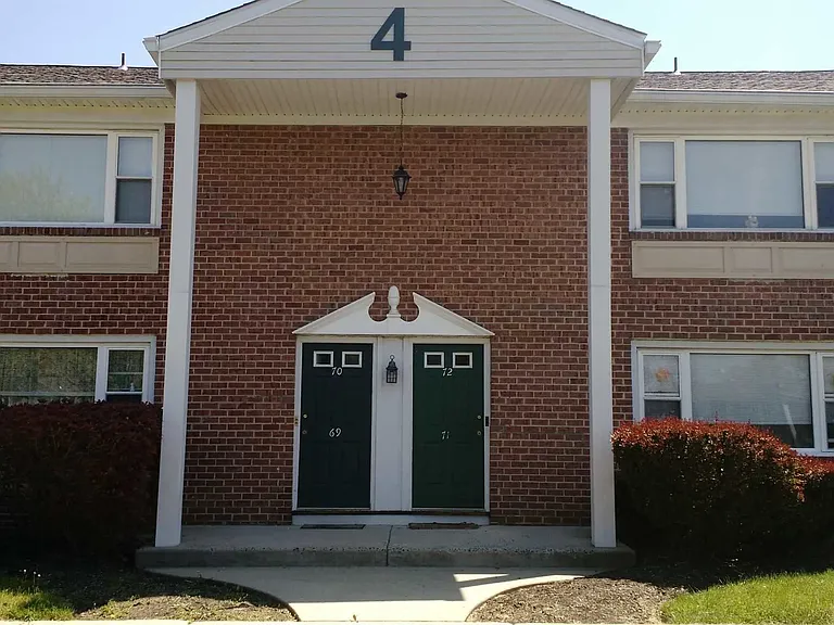 Walnut Bay Apartments — Photo 12