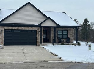 304 Sweet Grass Cir, Elizabethtown, KY 42701