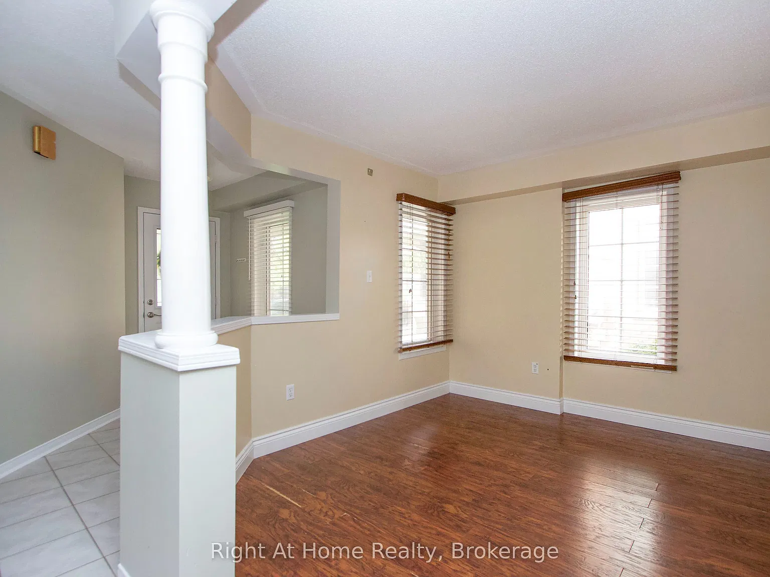 4 bed, $2,900 — Photo 4