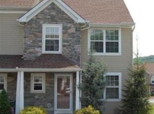 56 Lower Ridge View Cir, East Stroudsburg, PA 18302