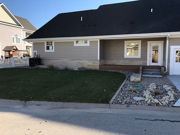 4th image of 584 Blue Sage Blvd