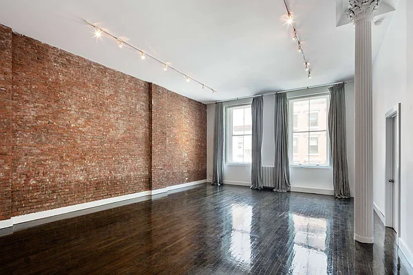 Rented by Compass | media 18