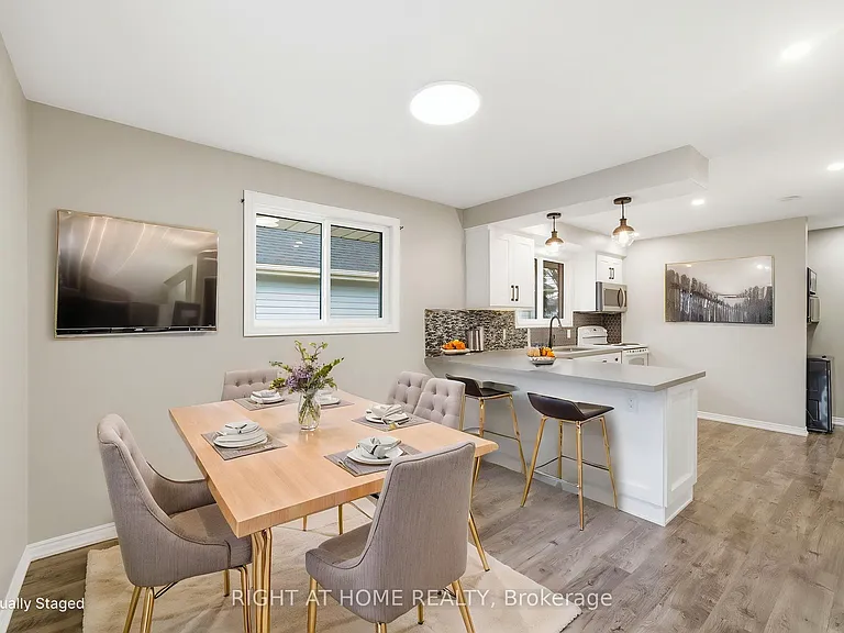 1418 Simcoe St N — Photo 3