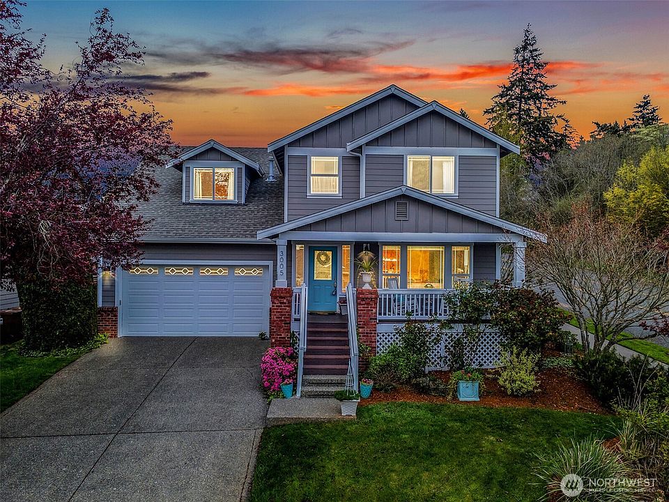 1st image of 3005 45th Street NE