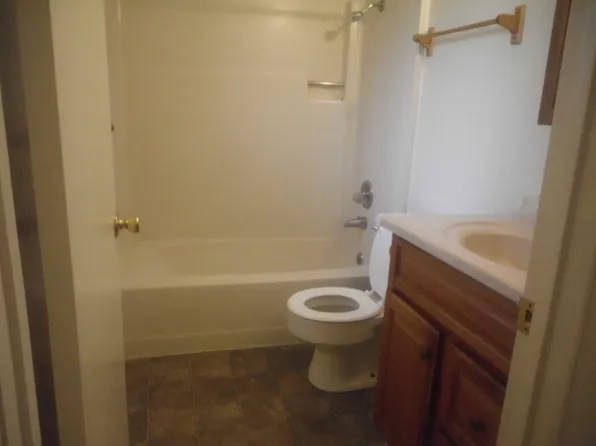 684, 684 E 12th St APT 8, Chico, CA 95928