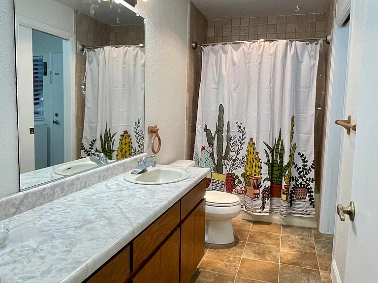 3640 Elizabeth Way — Photo 23