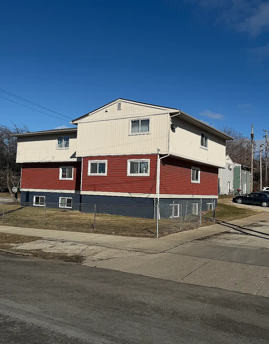 Hough Woods — Photo 1