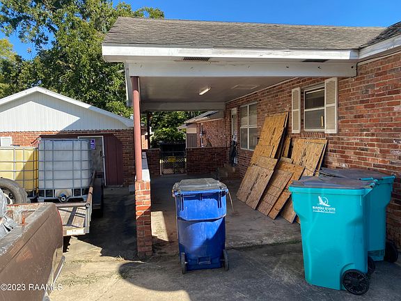 4th image of 1225 S Railroad Ave