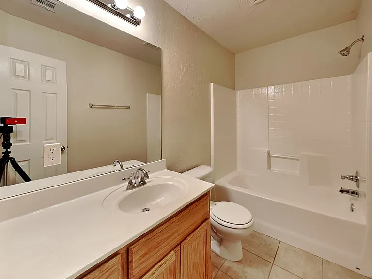21886 Pioneer Cir — Photo 14