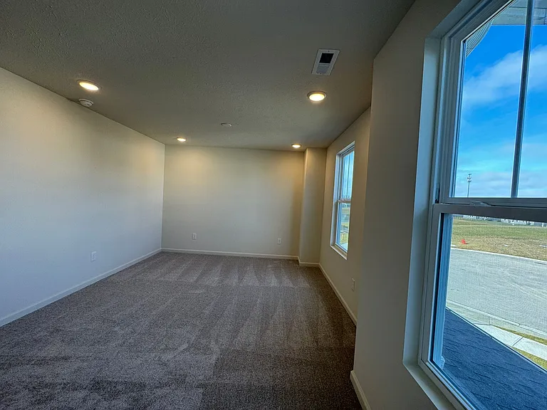 6837 Bridle Oaks Ct — Photo 26