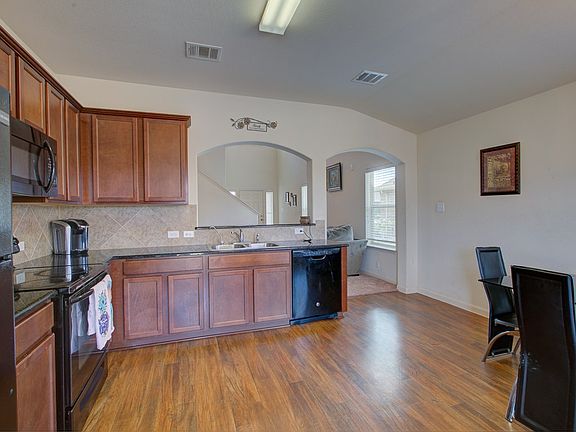 5th image of 12400 Waterford Run Way