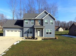 38 Spring Creek Dr, Cortland, OH