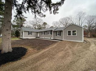 105 Boyle Rd, Selden, NY 11784