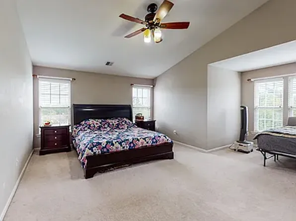 5 Upper Way Rd, Easton, PA 18045