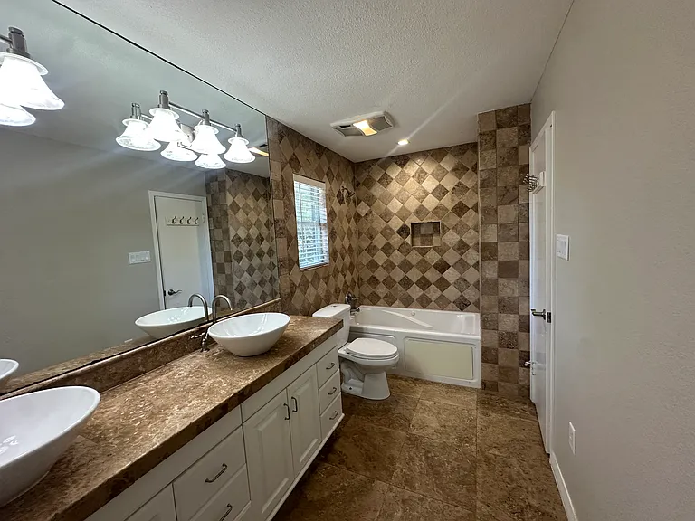 6912 Bryn Mawr Dr — Photo 8