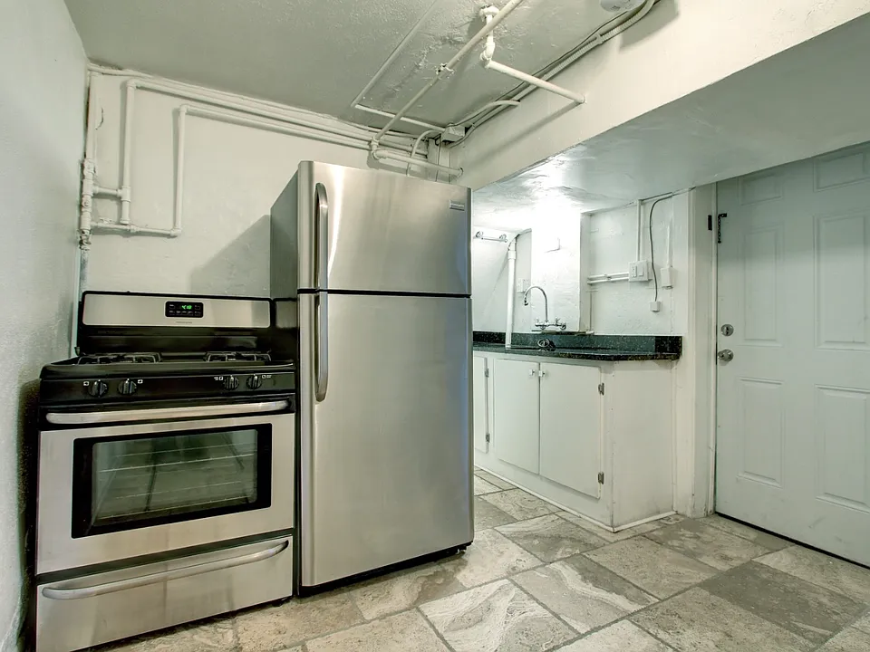 1375 Race St #2