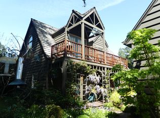 735 8th St #B, Lake Oswego, OR 97034