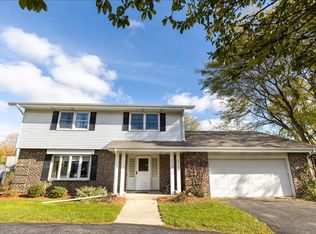 4519 Ridgecrest Dr, Racine, WI 53403