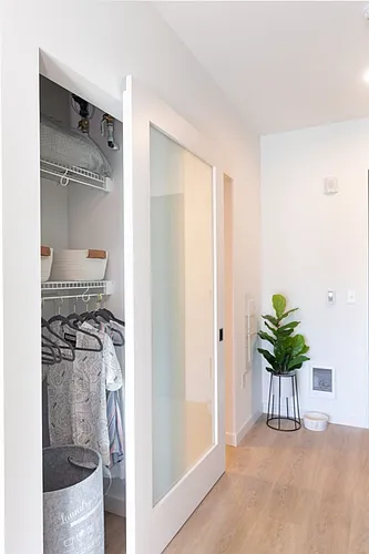 Floor plan 406
