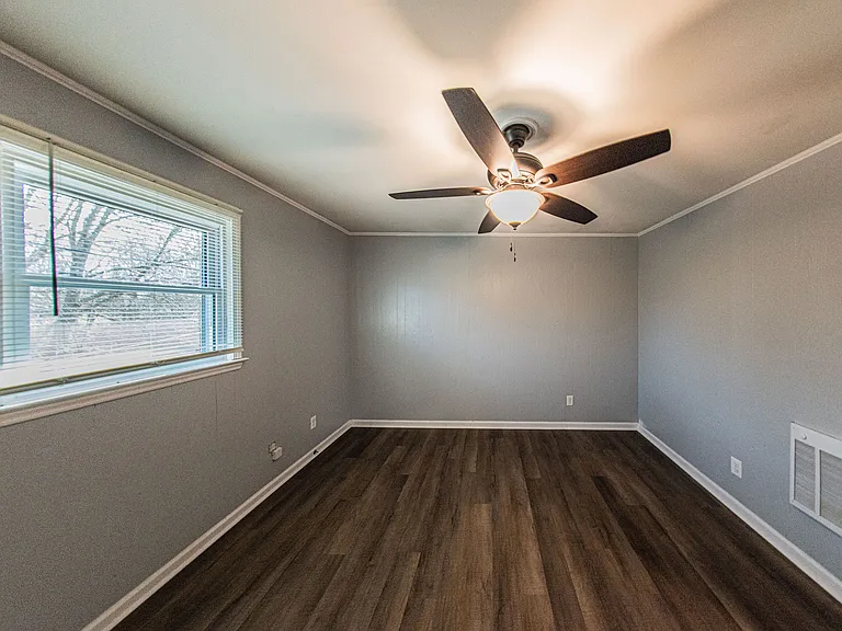 120 Lake Dr #2 — Photo 21