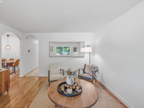 3rd image of 14885 SW Heidi Ct