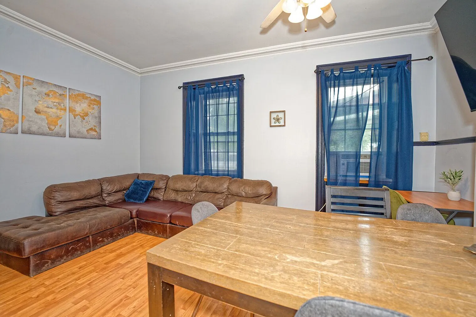 2 bed, 1.0 bath, $3,228 — Photo 2