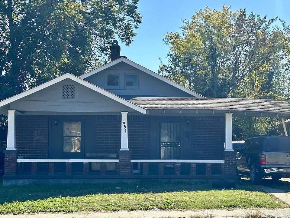 1st image of 651 E Mallory Ave