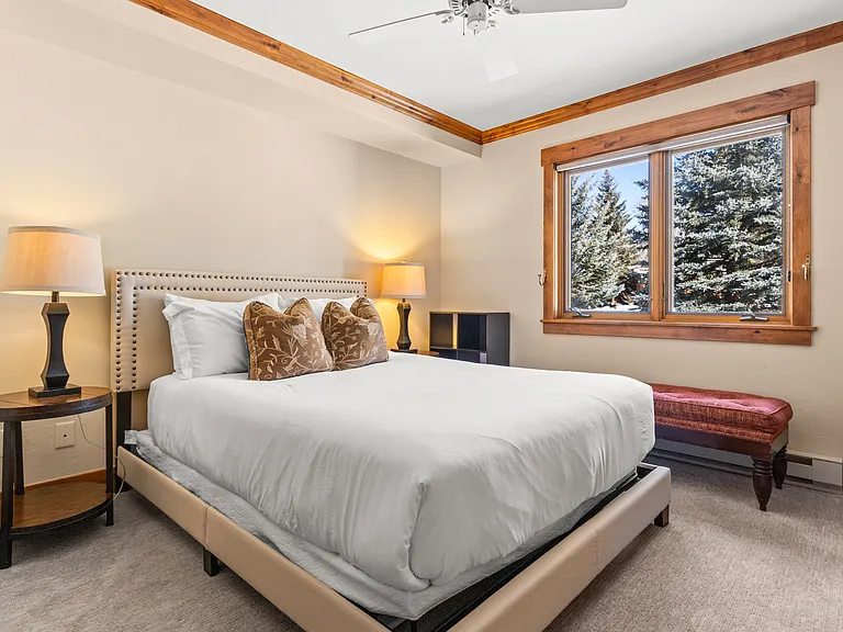Queen Bedroom